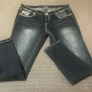 NWOT. Size 14 Amethyst womens skinny jean.
